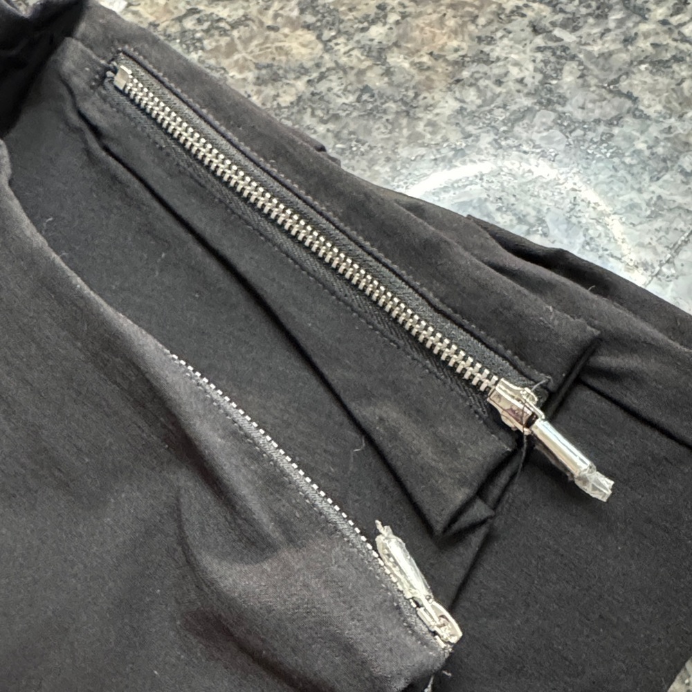 Rafaella Black Cropped Capri Ponte Pull-On Pants zipper accent’s NWT 22W - Picture 12 of 12